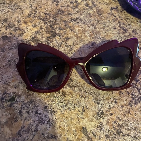Brand new! Never worn! Fun D&G burgundy cat eye sunglasses. - Picture 2 of 5